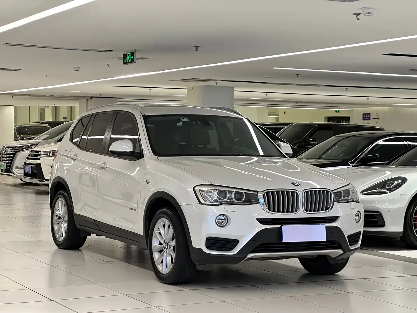 BMW X3 (Import) 2014 xDrive28i Leading Edition фото 3