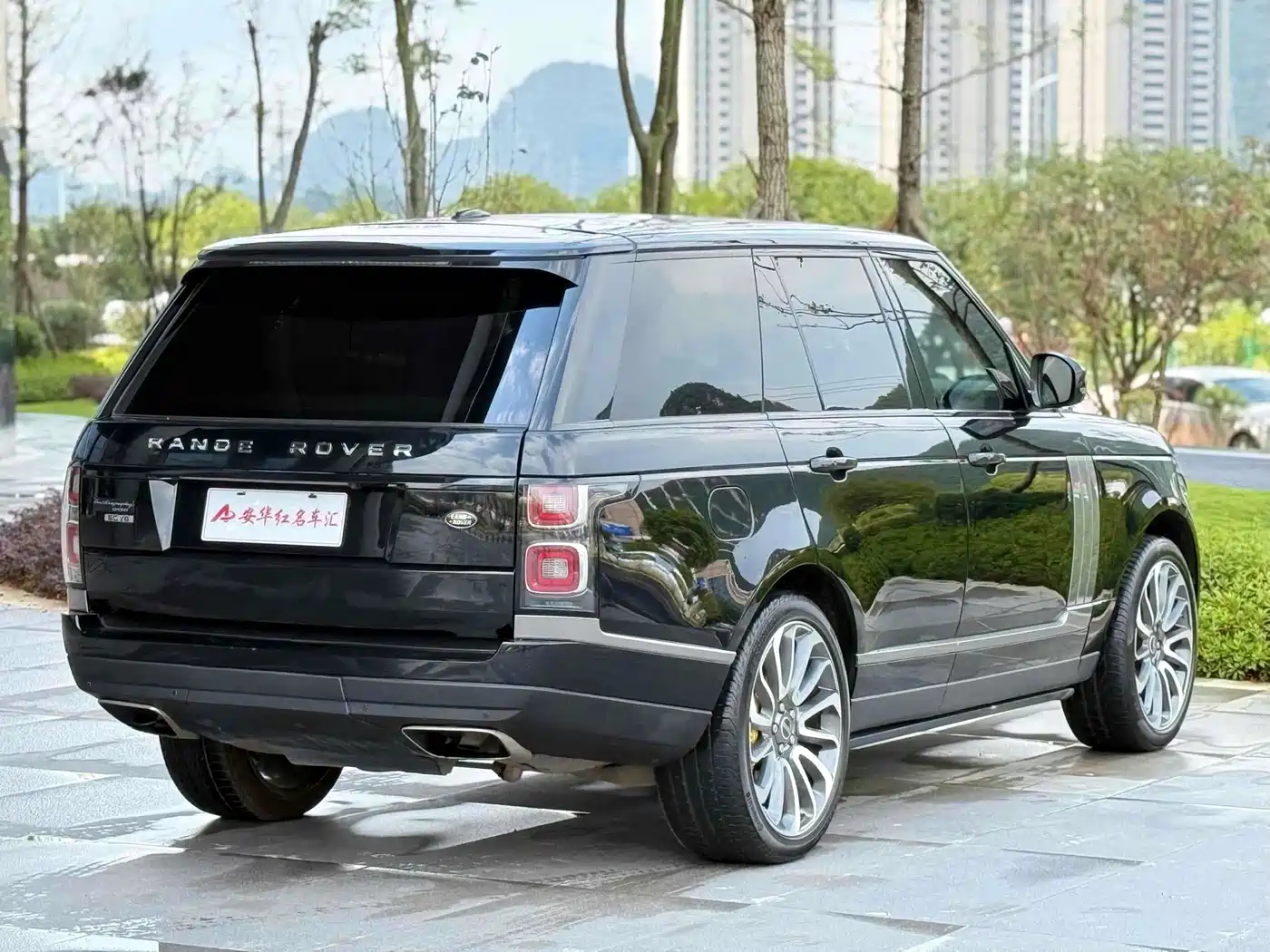Land Rover Range Rover 2015 3.0 SC V6 Vogue фото 5