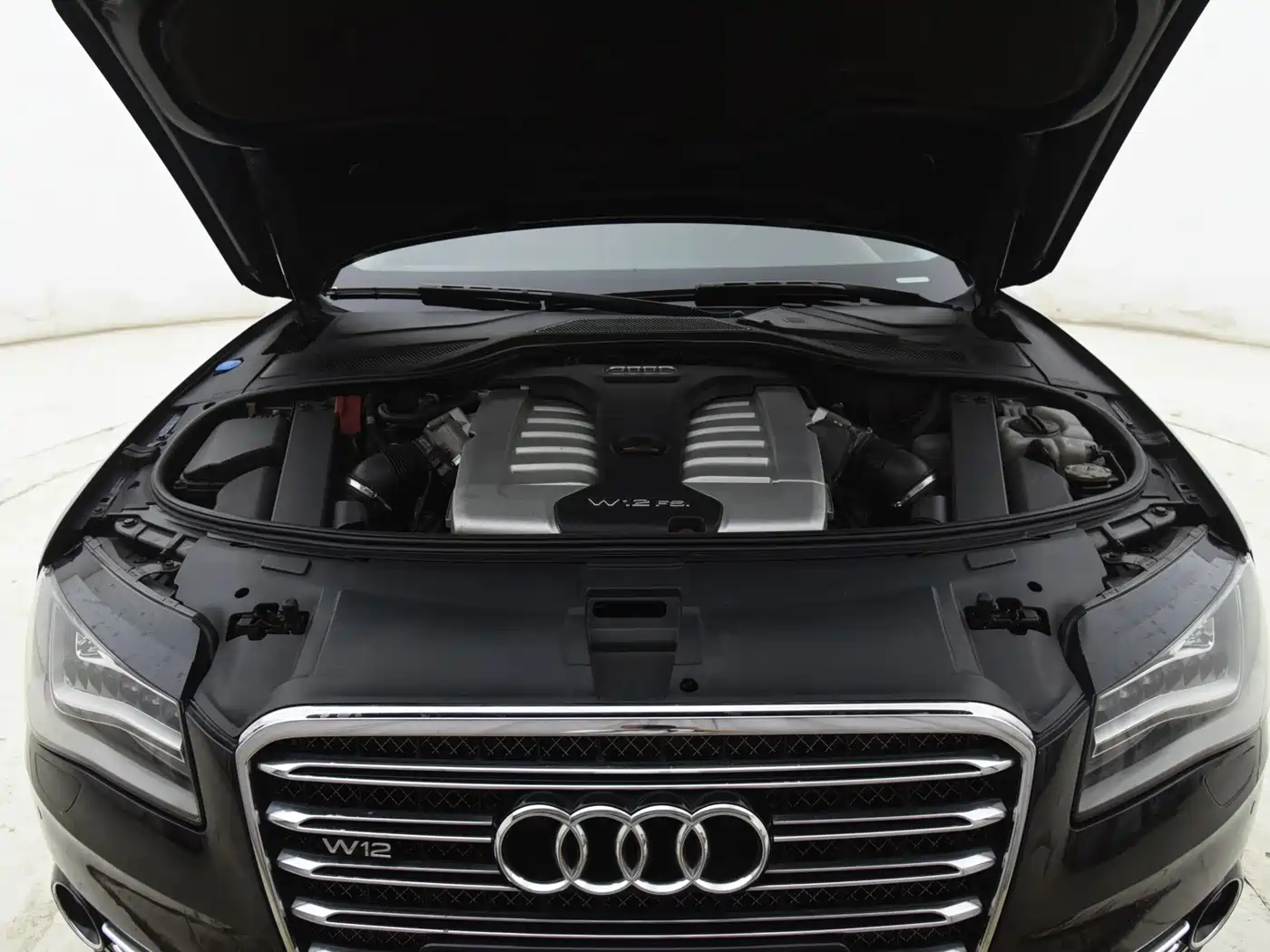 Audi A8 2011 2011 A8L W12 6.3 FSI quattro