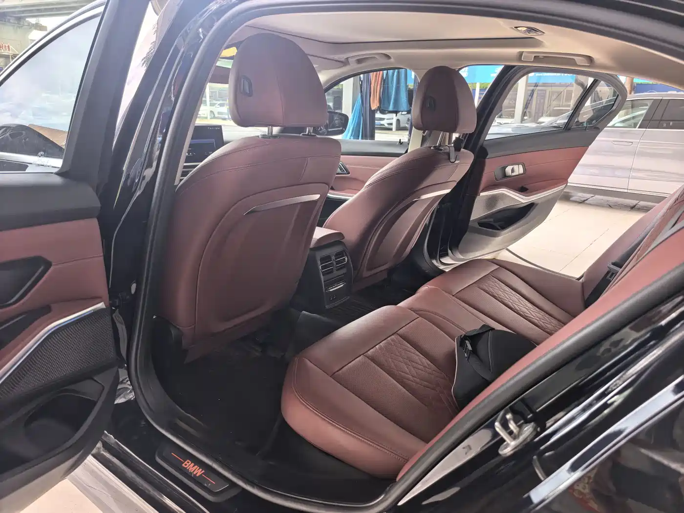 BMW i3 2024 eDrive 35 L фото 13