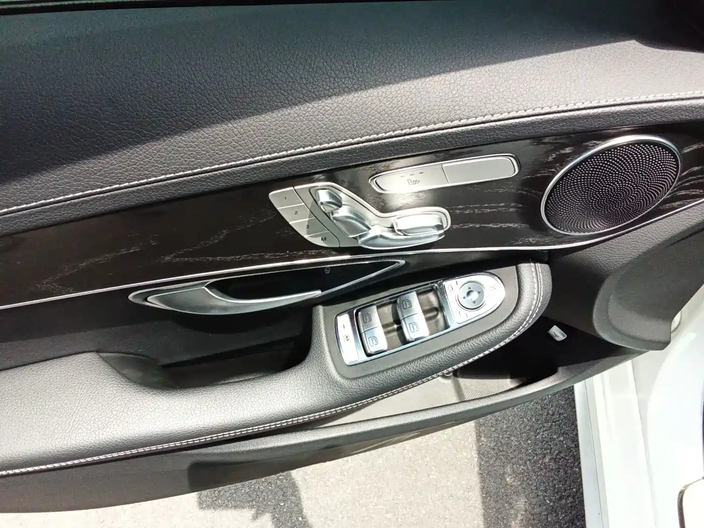 Фото 12 - Mercedes-Benz C-Class