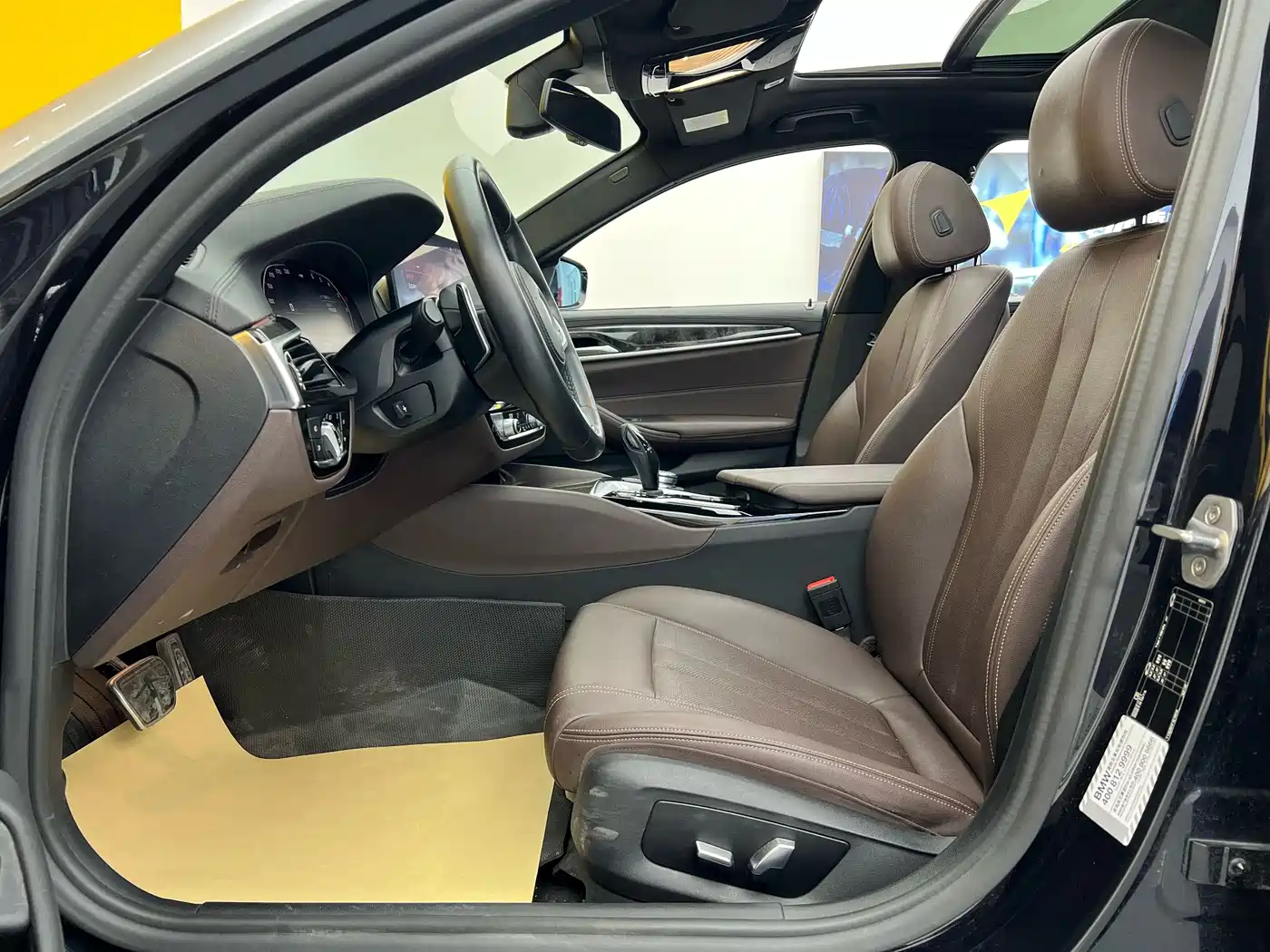 BMW 5 Series 2019 525Li M Sport Package фото 6