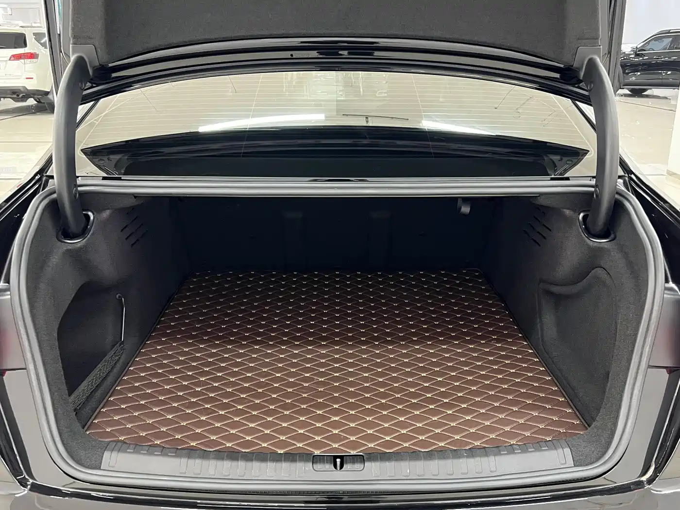 Audi A6L 2021 45 TFSI Exclusive Elegance фото 17