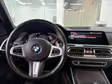 Photo 17 - BMW X7