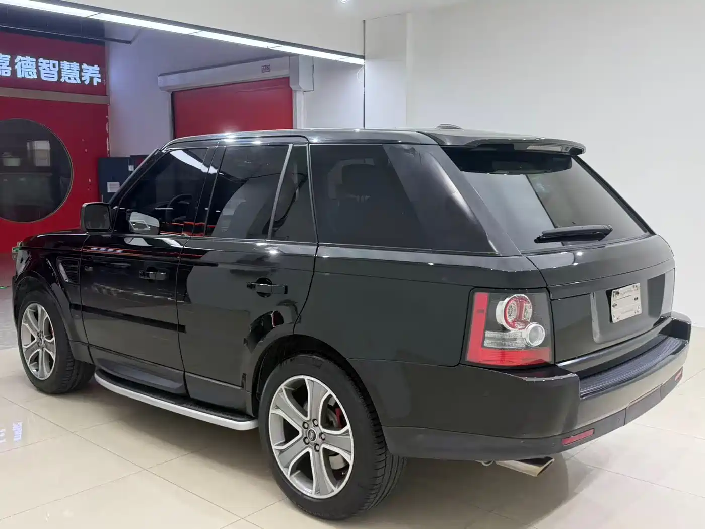 Land Rover Range Rover Sport 2012 5.0 NA V8 HSE фото 10
