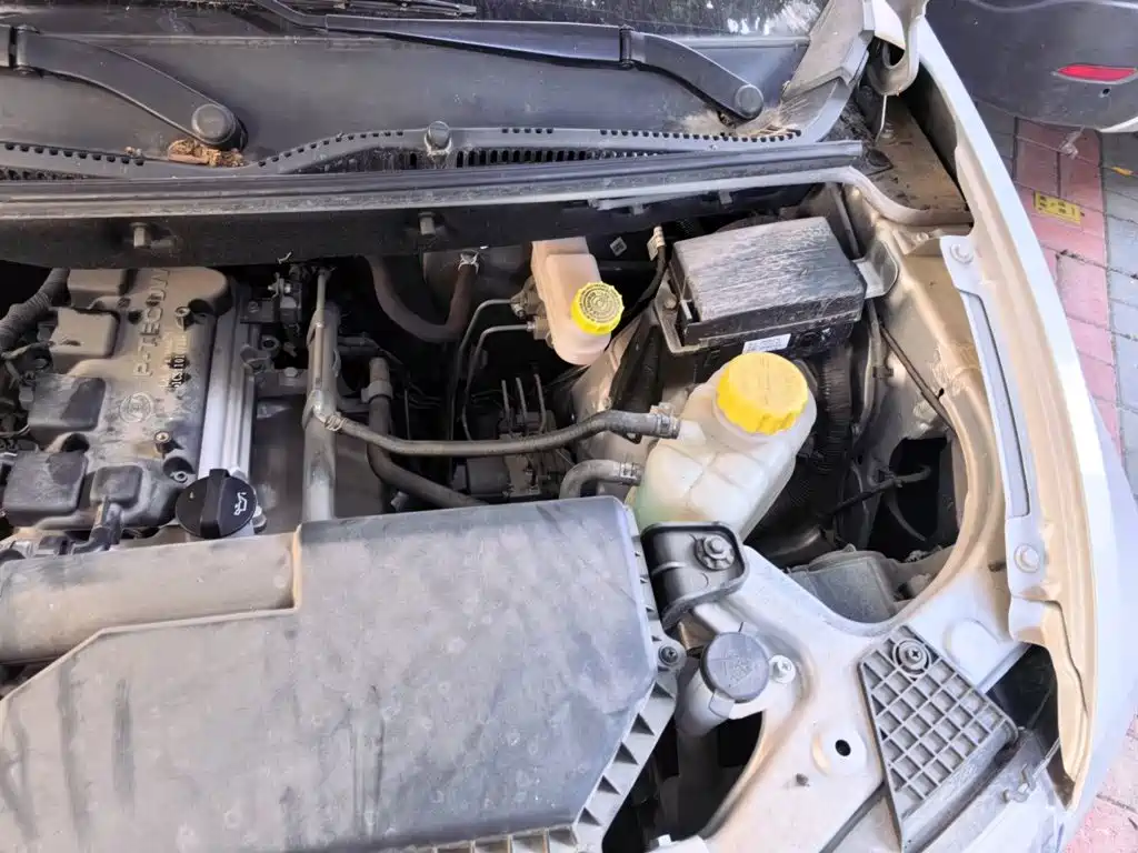Wuling Motors Wuling Hongguang V 2025 2022 1.5L Power Take Edition Electric Power Steering LAR