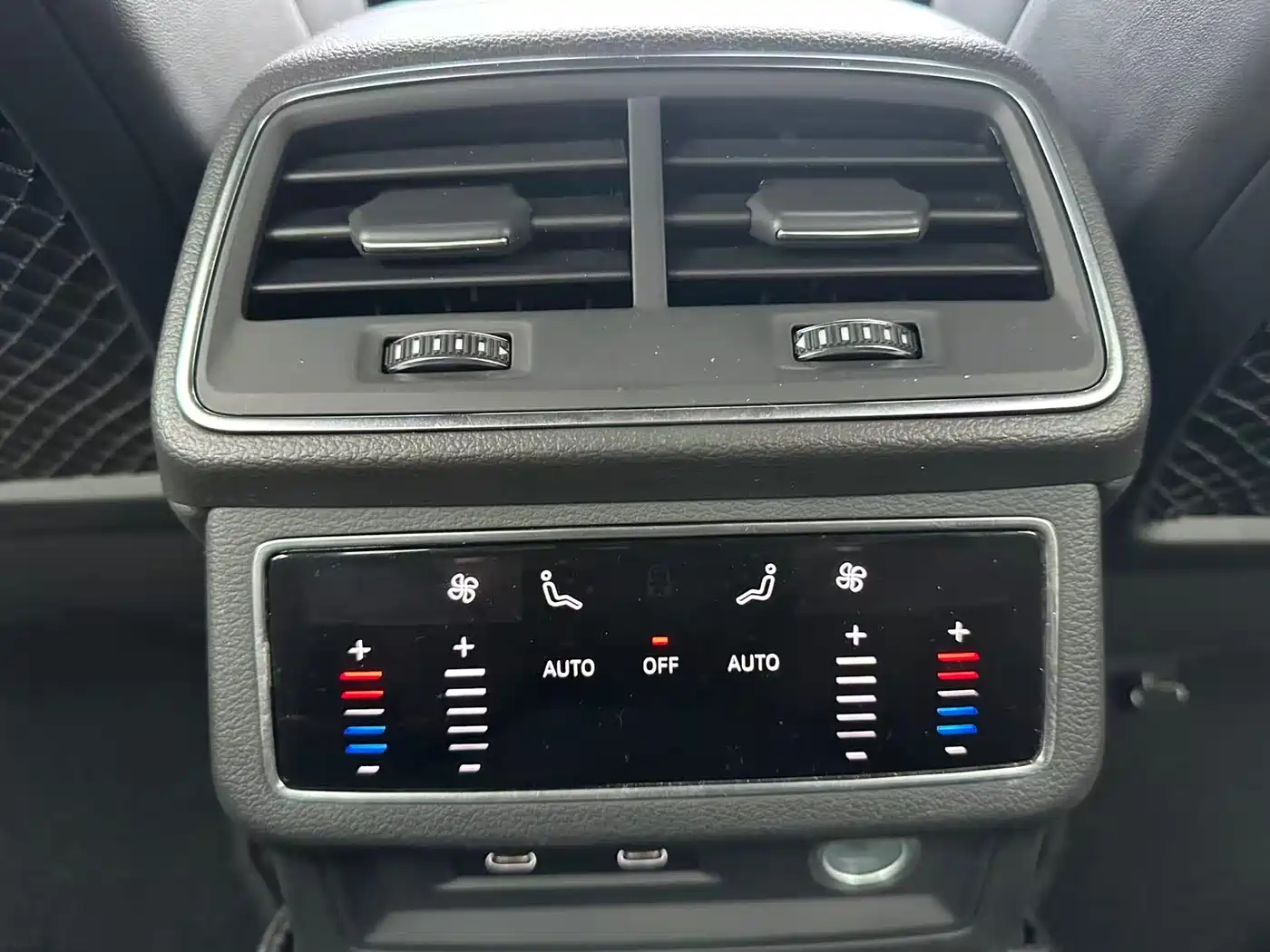 Audi A6L 2024 45 TFSI Premium Dynamic фото 25