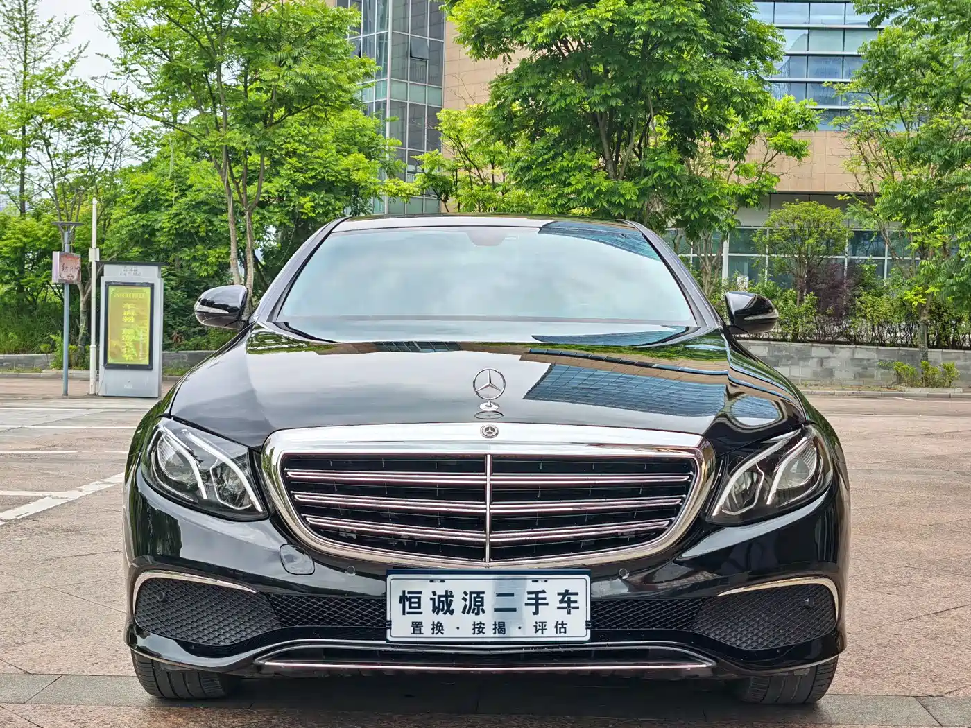 Mercedes-Benz E-Class 2020 Model E 260 L Sport фото 2