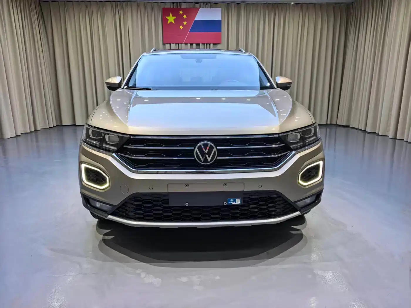 Volkswagen T-ROC 2022 280TSI DSG 2WD Comfort PLUS фото 2