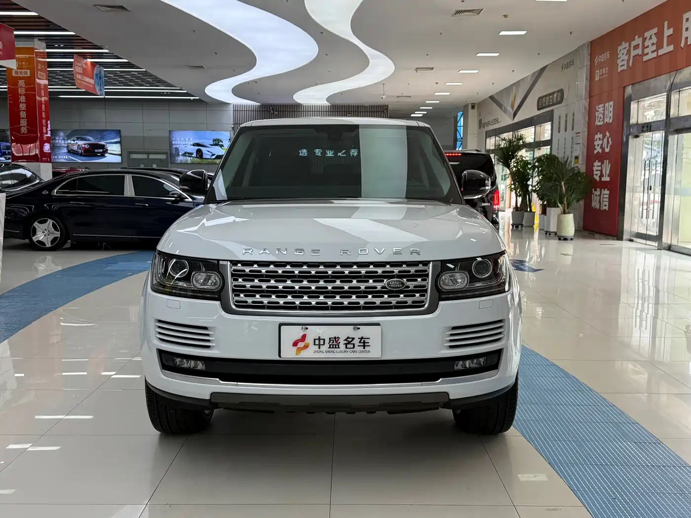 Land Rover Range Rover 2016 3.0 SC V6 Vogue LWB фото 2