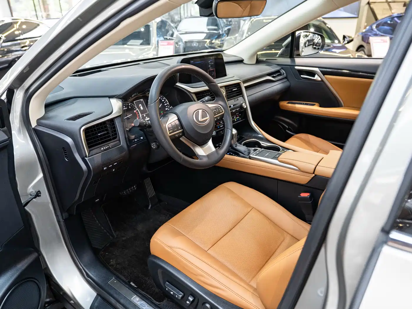 Lexus RX 2020 Facelift 300 AWD Elegance Edition фото 9