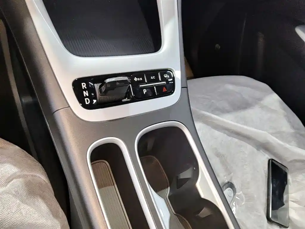 Geely Galaxy Starry Wish 2026 Edition 310km Youth Version фото 14