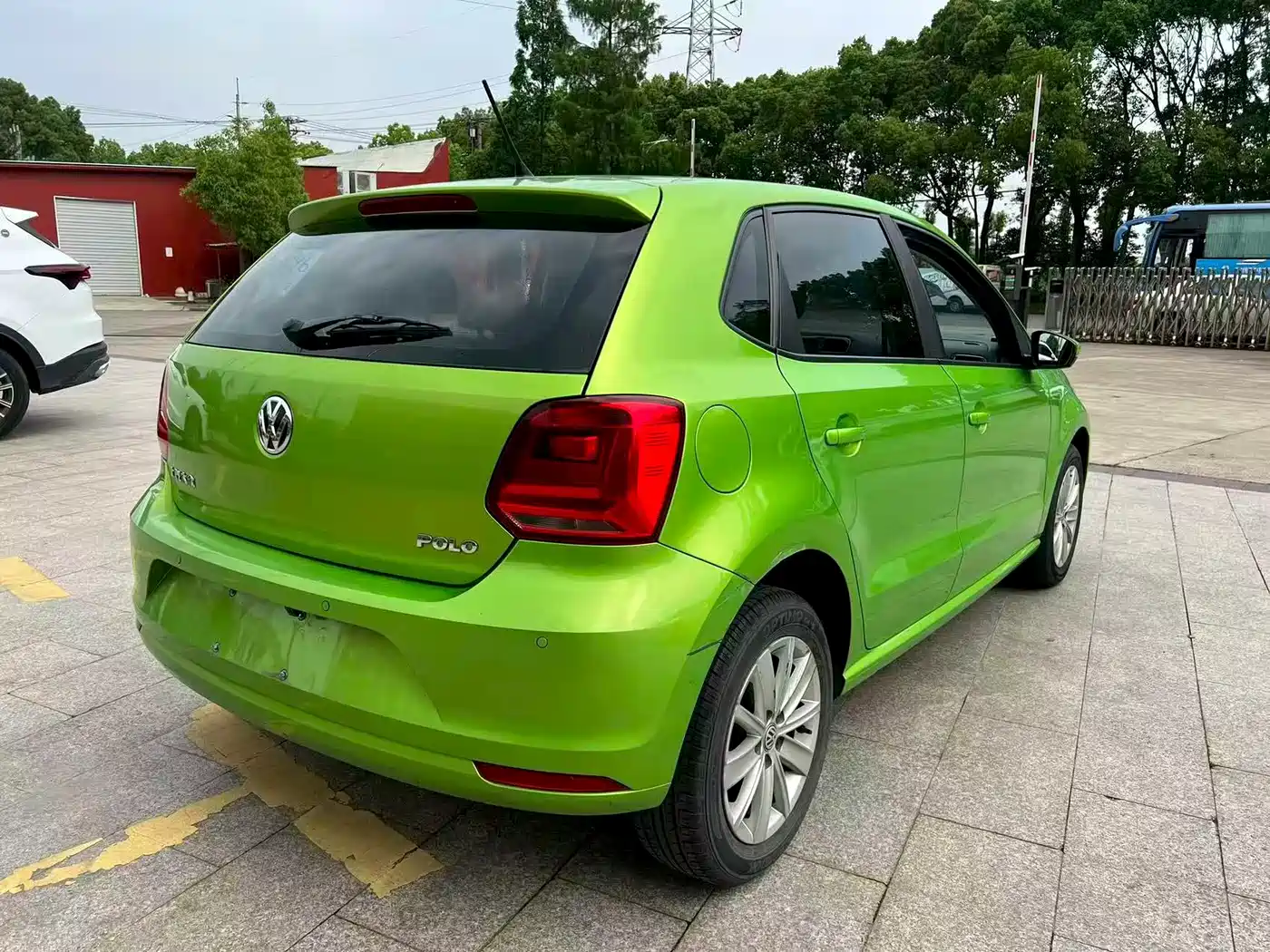 Volkswagen Polo 2014 1.6L Automatic Comfort Edition фото 7