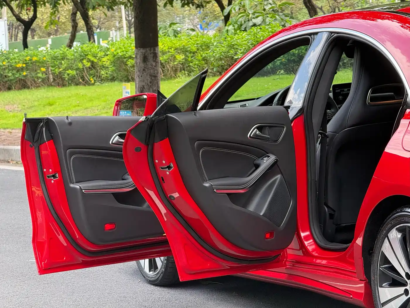 Mercedes-Benz CLA (Import) 2018 CLA 200 Fashion Edition фото 10