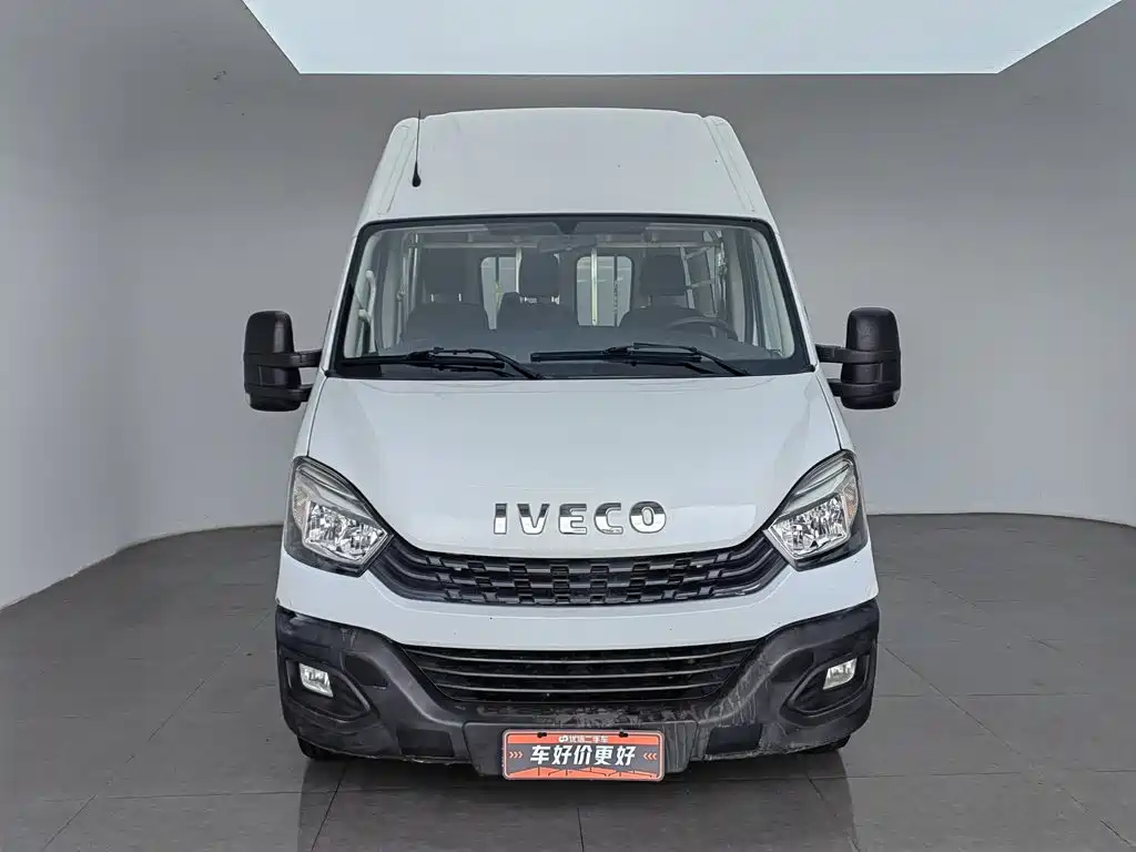 Iveco Daily 2021 2021 2.0T Manual Chaorui Long Wheelbase Short Overhang High Roof Sliding Door F1A