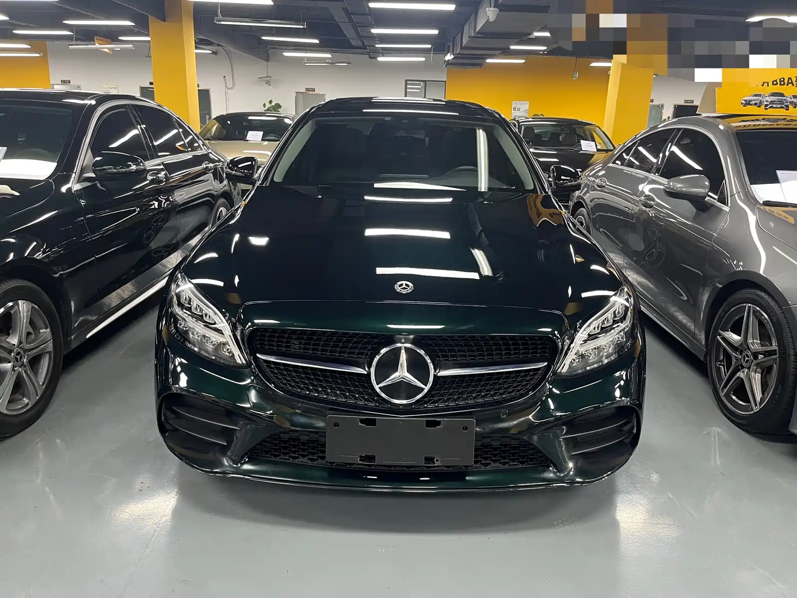 Фото 2 - Mercedes-Benz C-Class