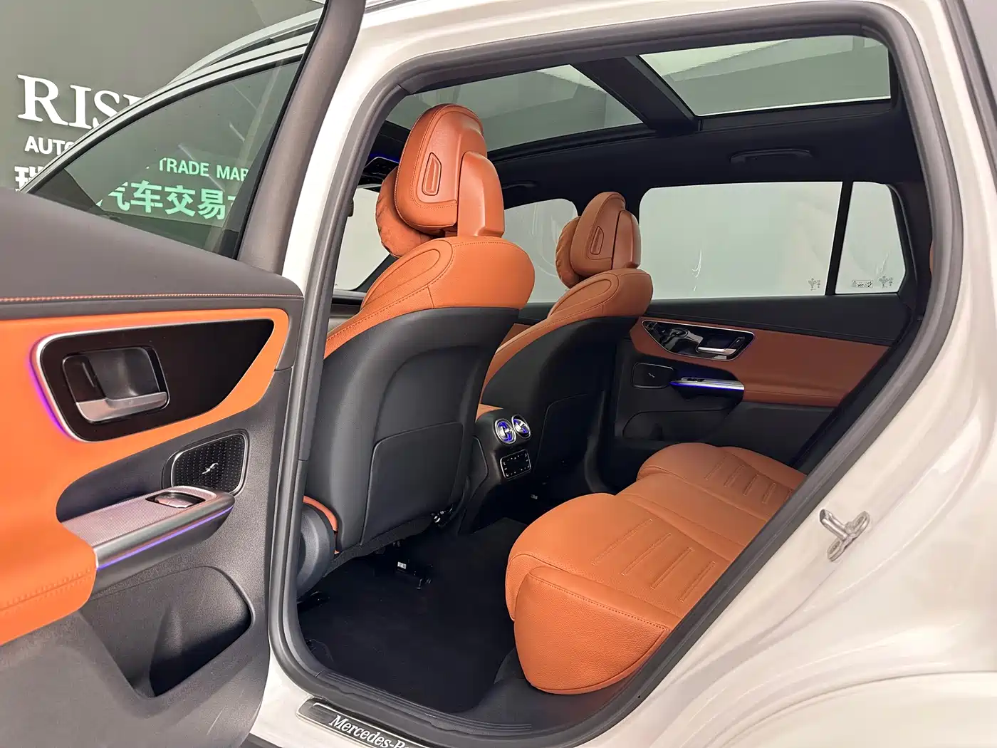 Mercedes-Benz GLC 2025 GLC 300 L 4MATIC Dynamic 5-seater фото 6