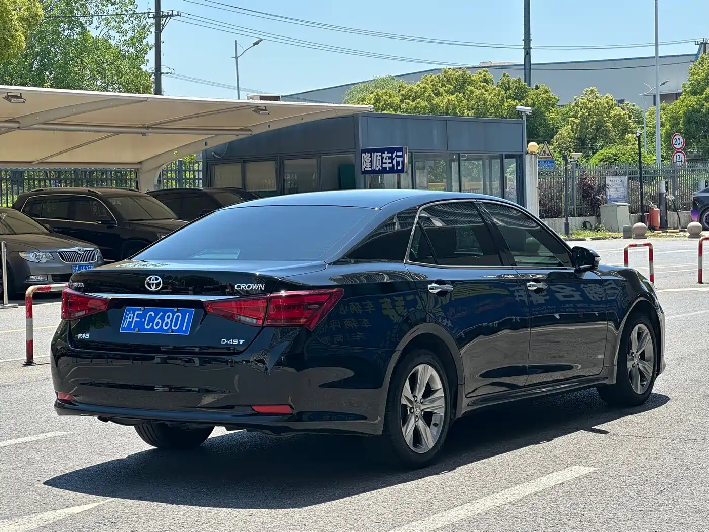 Toyota Crown 2017 2.0T Sport Edition фото 12