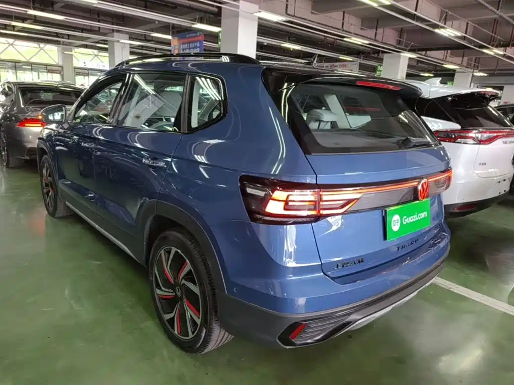 Фото 5 - Volkswagen Tharu