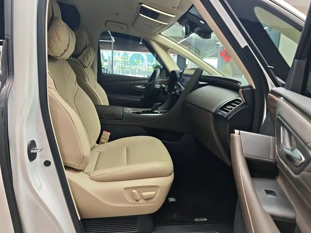 Toyota Vellfire 2025 2024 Crown Hybrid 2.5L Executive Premium Edition