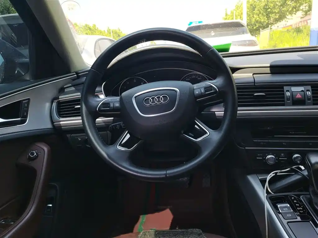 Audi A6L 2018 30th Anniversary 35 TFSI Fashion фото 3