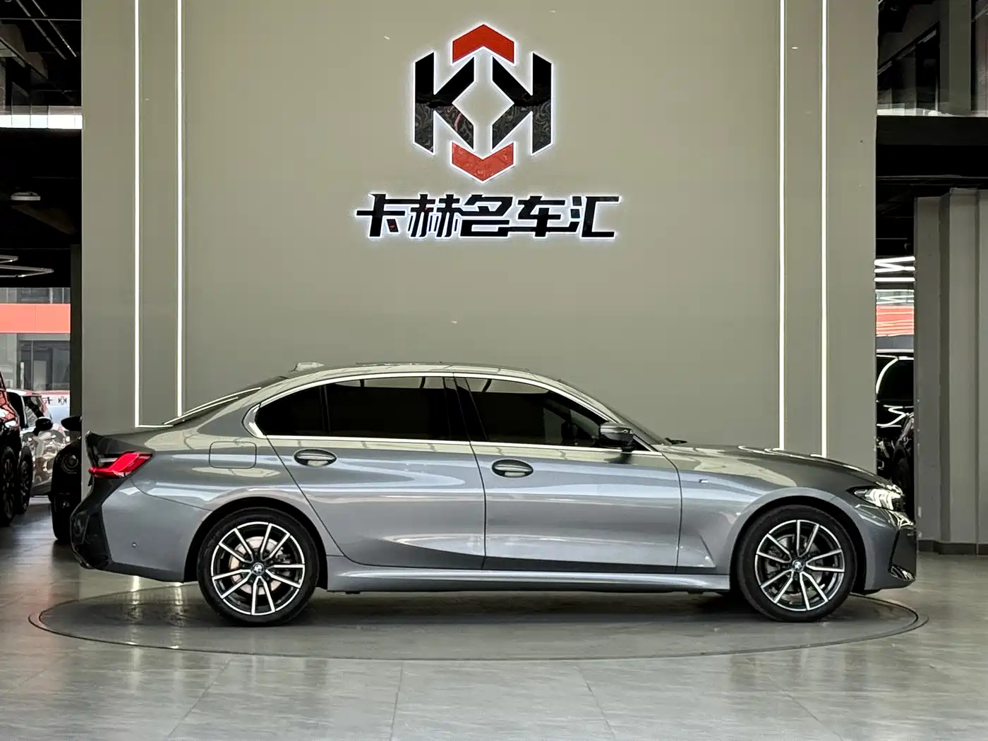 BMW 3 Series 2025 325Li M Sport Package фото 4