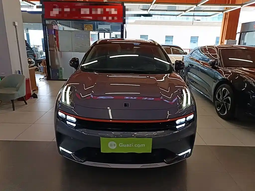 Lynk & Co 06 2020 1.5T Halo фото 3