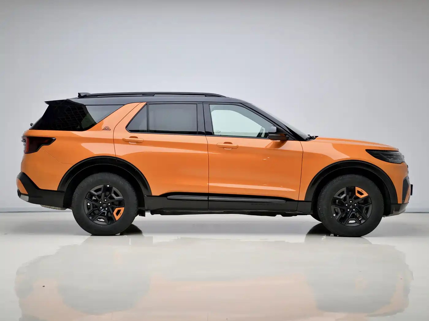 Ford Explorer 2024 2024 2.3T EcoBoost Kunlun Summit Edition 7-Seater