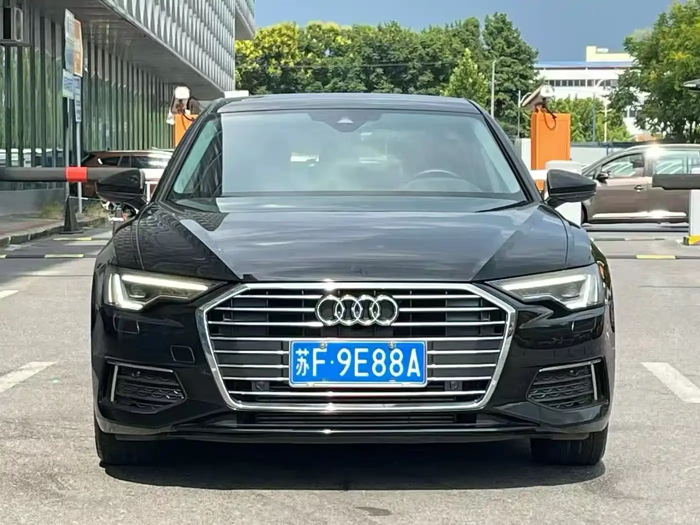 Audi A6L 2021 40 TFSI Luxury Elegance фото 2