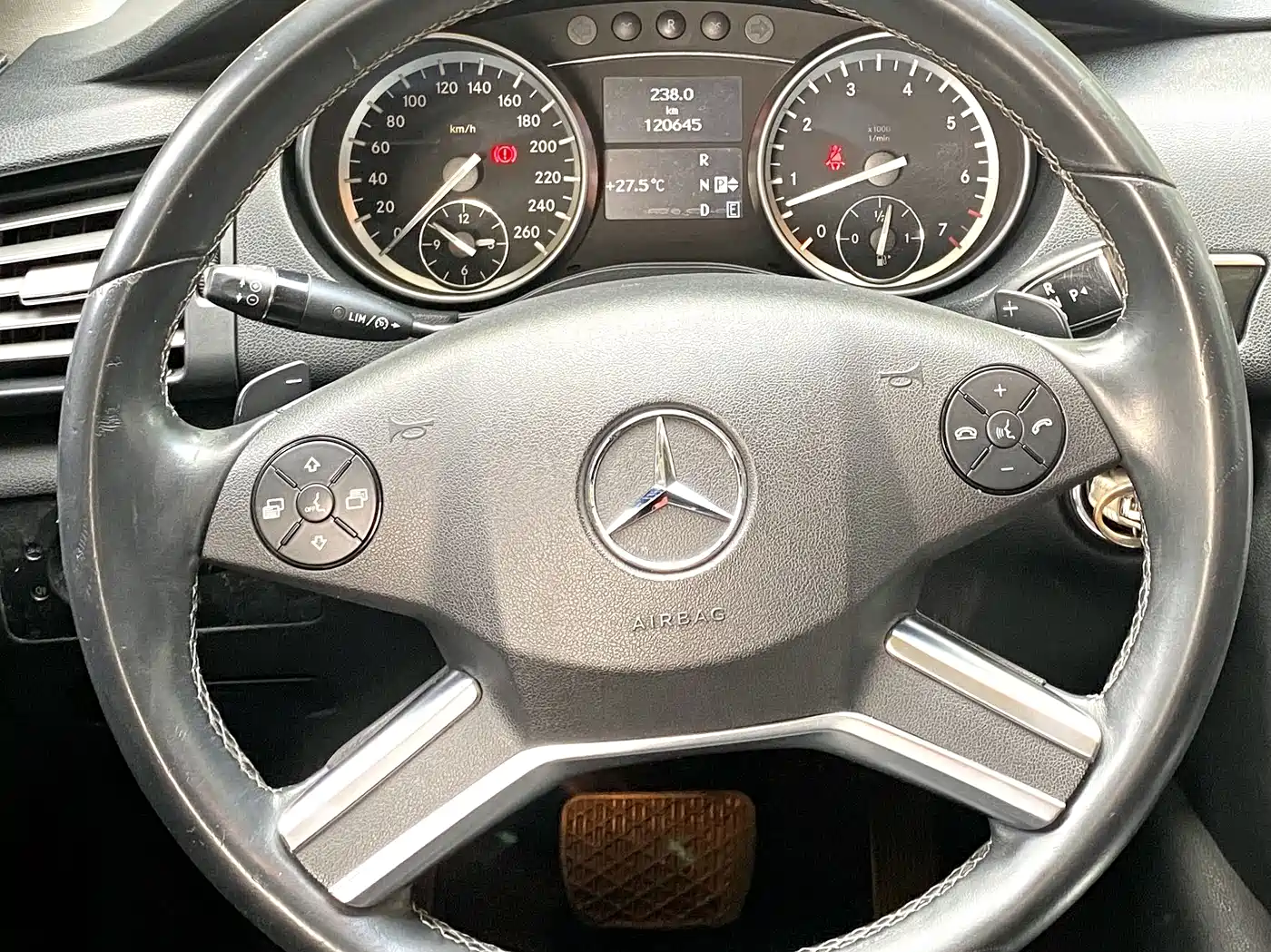 Mercedes-Benz R-Class 2017 R 320 4MATIC Business Collector's Edition фото 14
