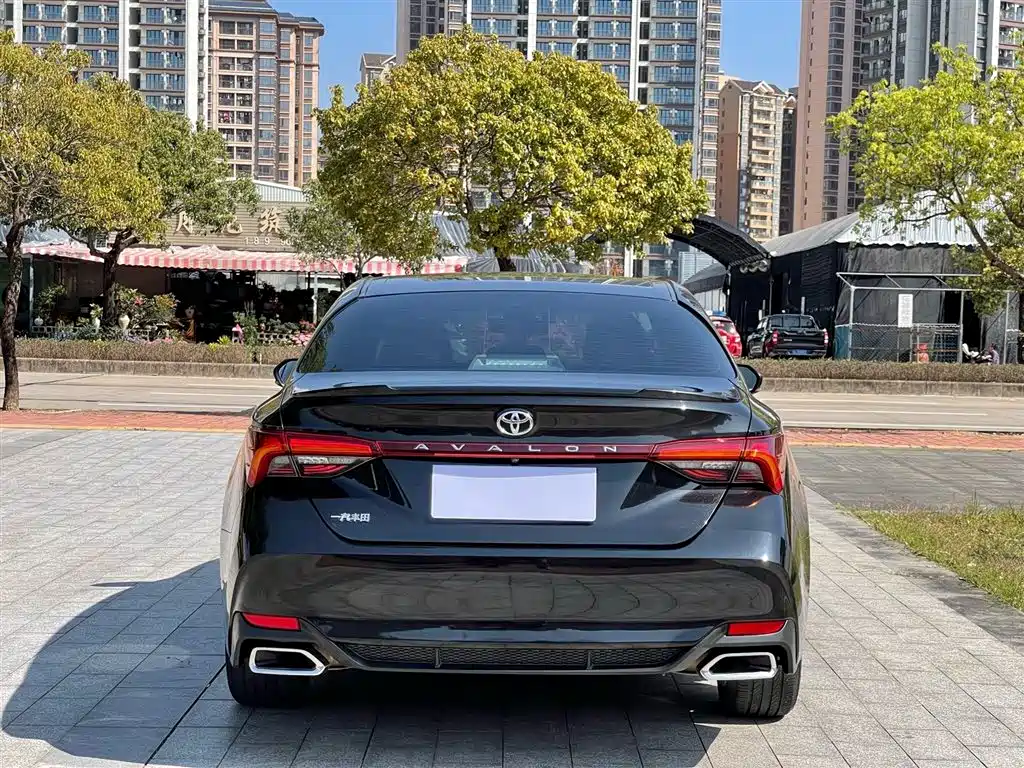Toyota Avalon 2021 2.5L Luxury Edition фото 8