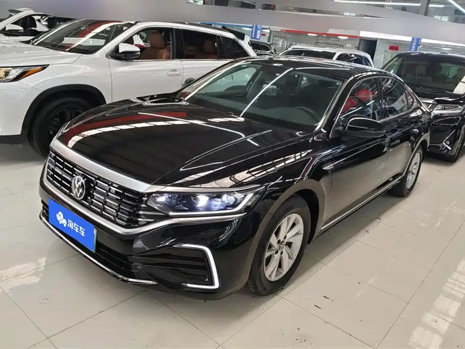 Volkswagen Passat New Energy 2025 430PHEV Hybrid Business Edition