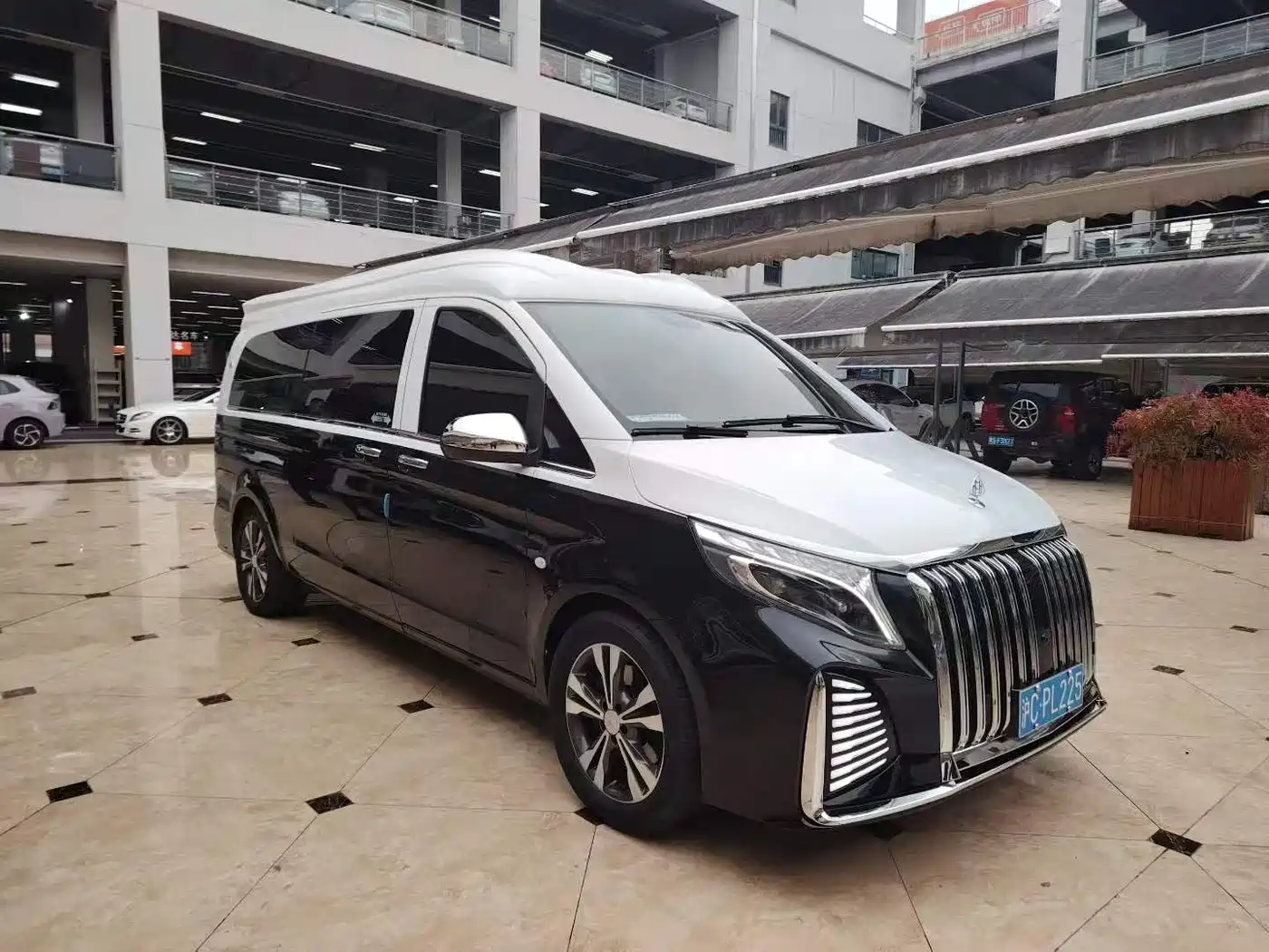 Mercedes-Benz Vito 2016 2.0T Elite 9-Seater фото 3