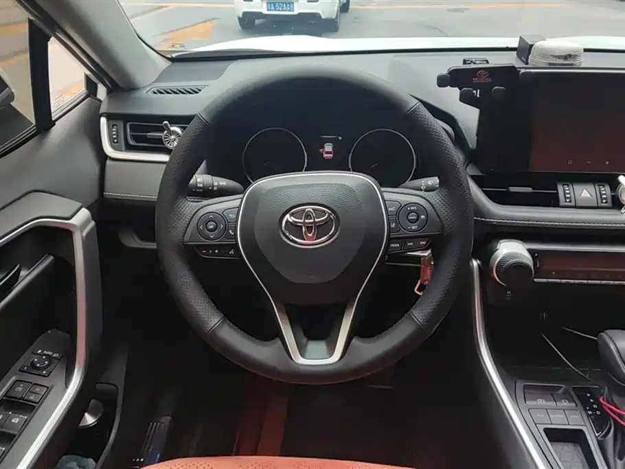 Toyota Wildlander 2024 2.0L CVT FWD Leading Edition фото 15