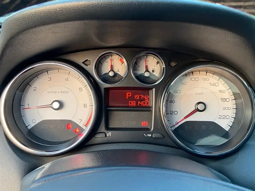 Peugeot 308 2013 2013 Model 1.6L Automatic Trend Style