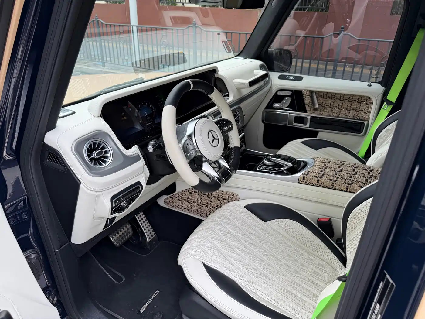 Mercedes-Benz G-Class AMG 2020 AMG G 63 фото 8