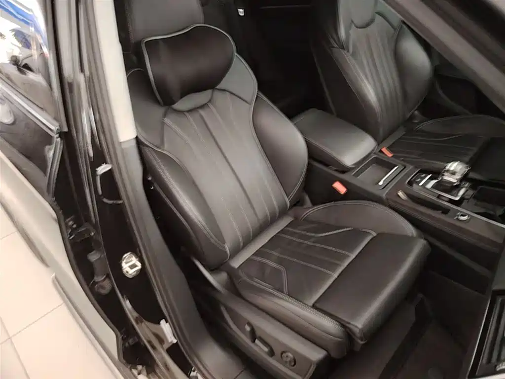Audi Q5L 2022 45T Premium Dynamic фото 25