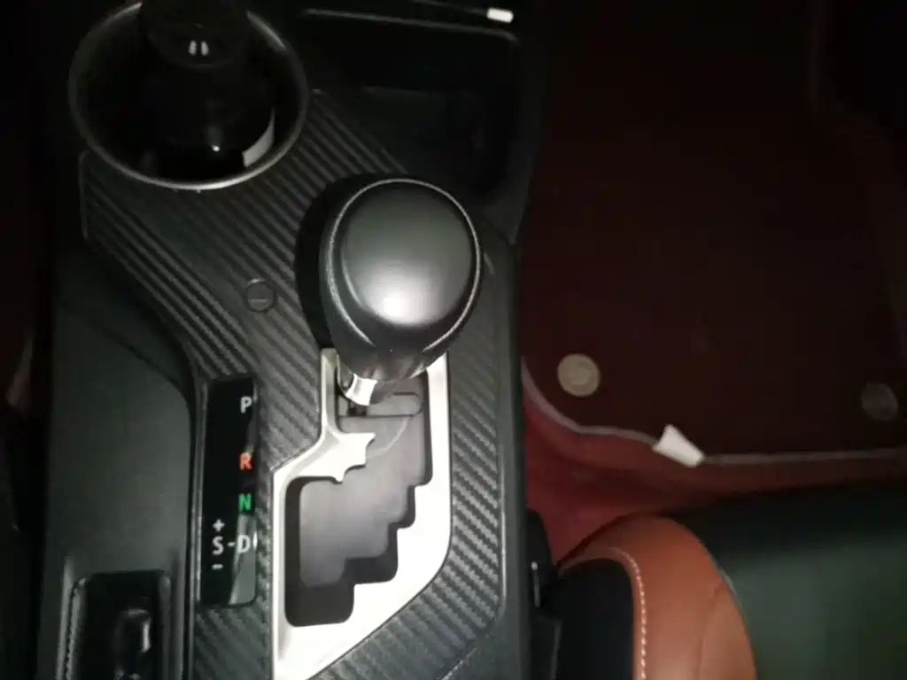 Toyota RAV4 Rongfang 2013 2.5L Auto 4WD Elite фото 21