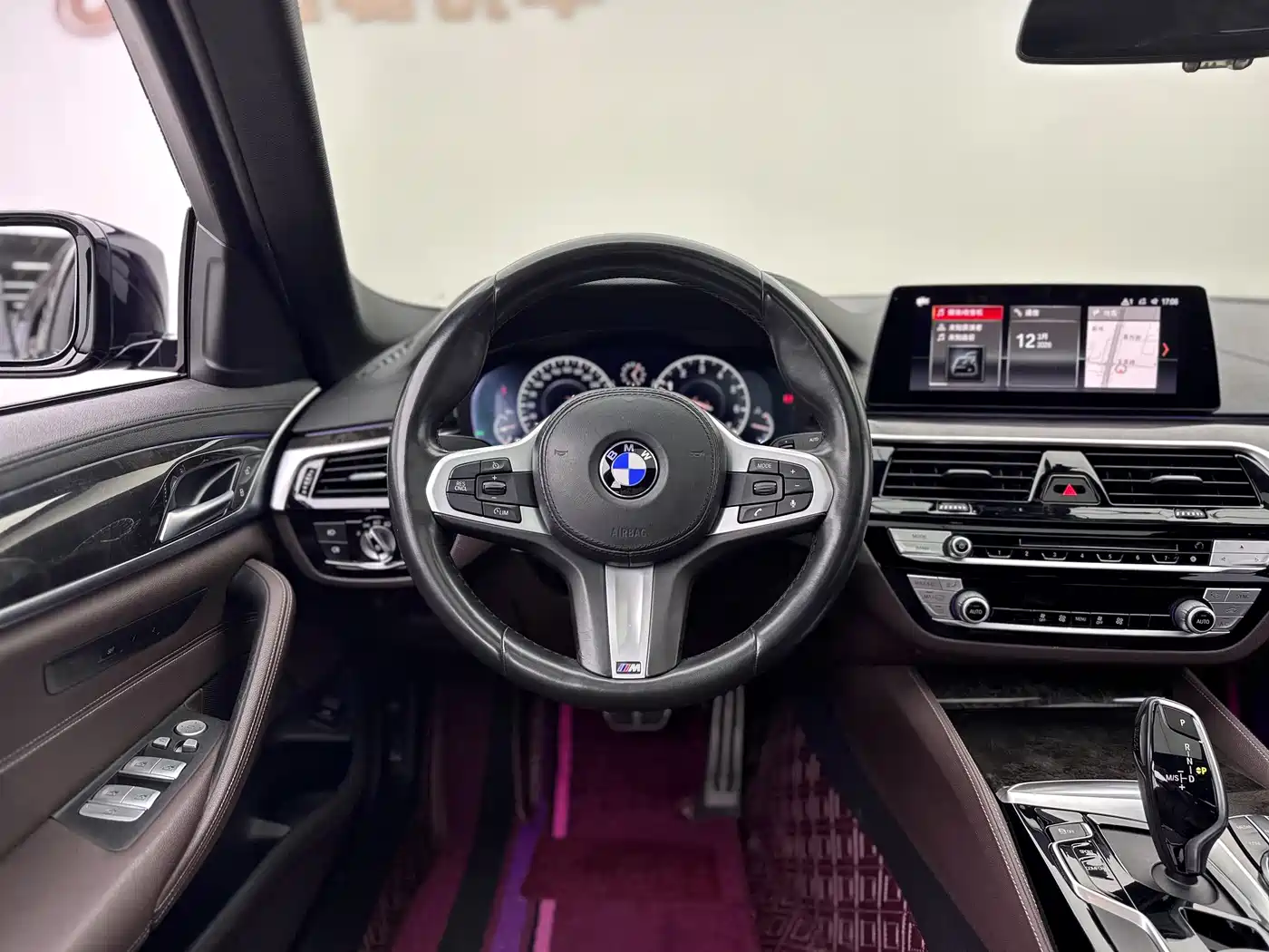BMW 5 Series 2019 525Li M Sport Package фото 7