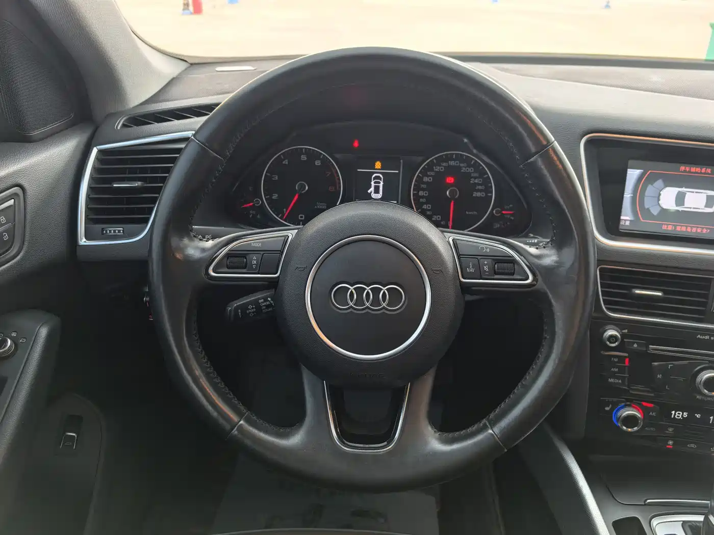 Audi Q5 2016 40 TFSI Technology Model фото 13