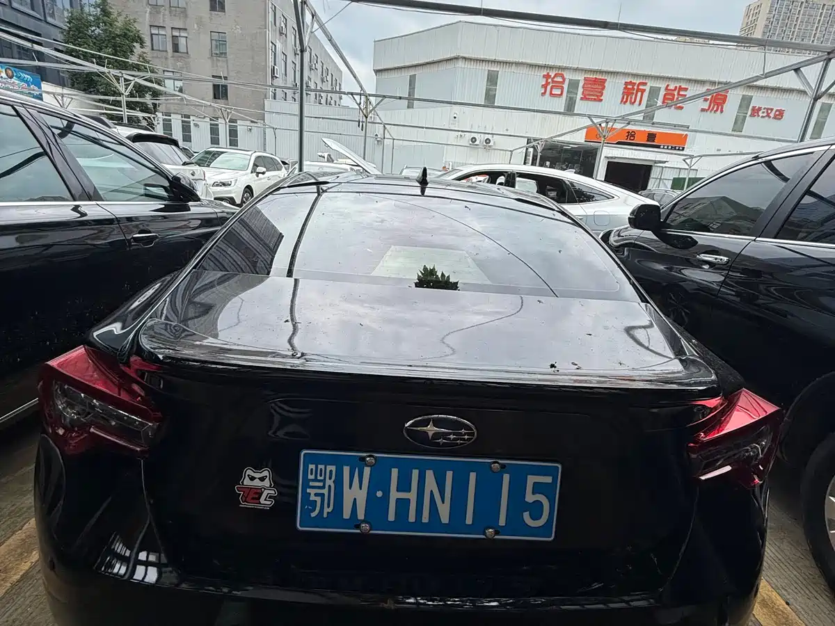 Subaru BRZ 2017 2.0i Automatic type-S Edition фото 8