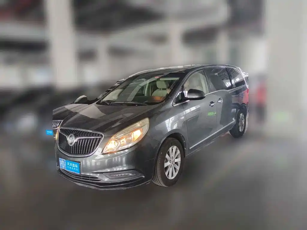 Фото 1 - Buick GL8