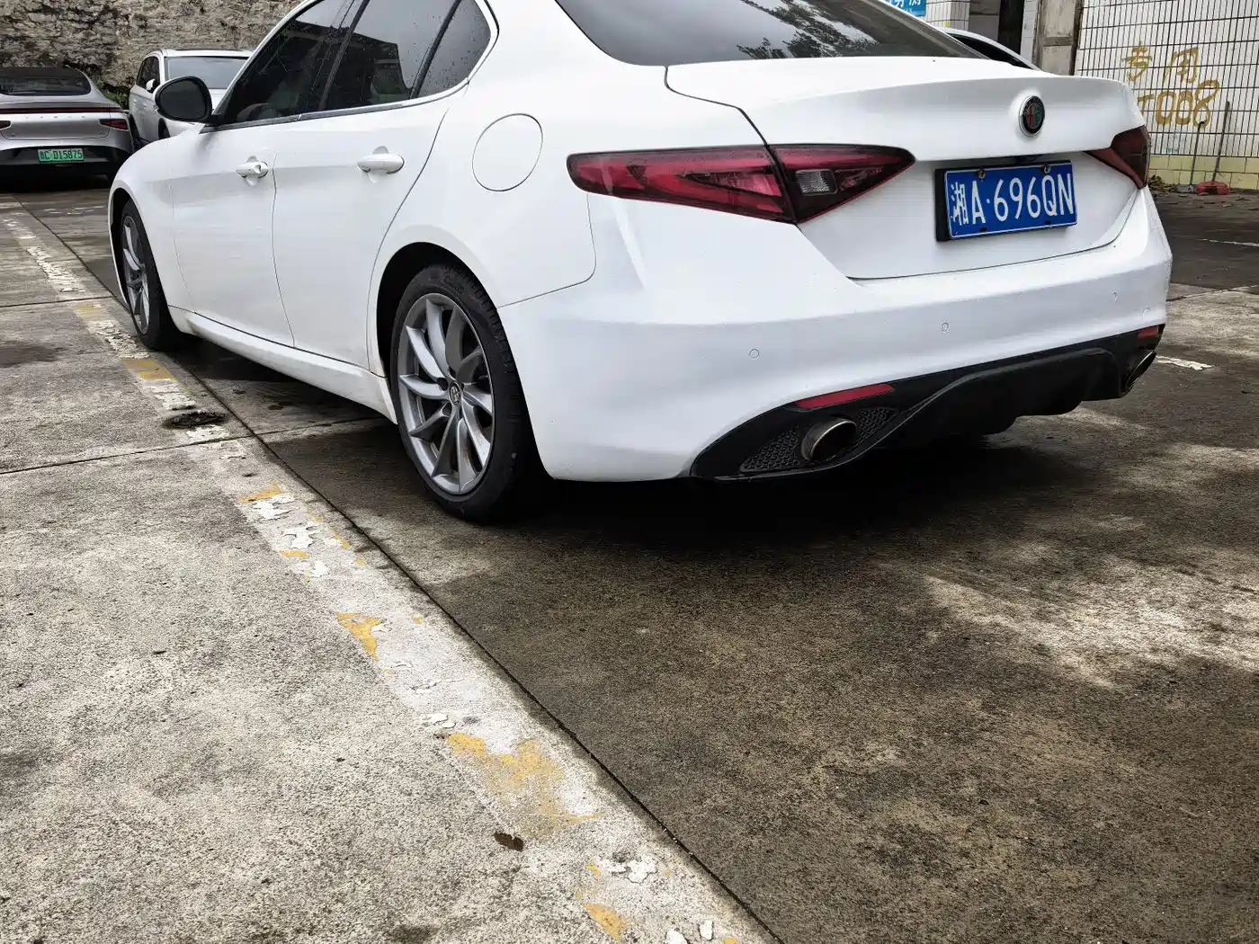 Alfa Romeo Giulia 2019 2017 2.0T 200HP Luxury Edition
