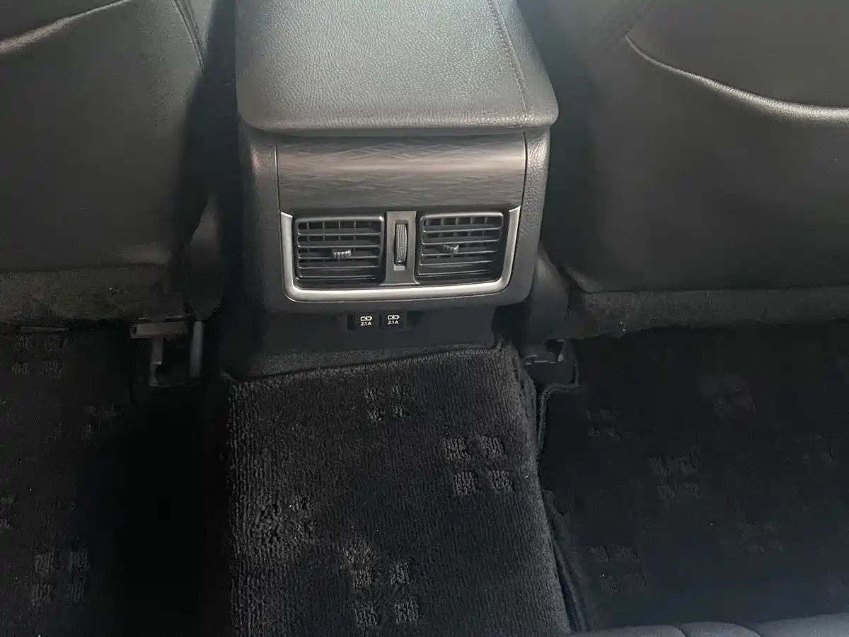 Toyota Camry 2023 2021 2.0G Luxury Edition
