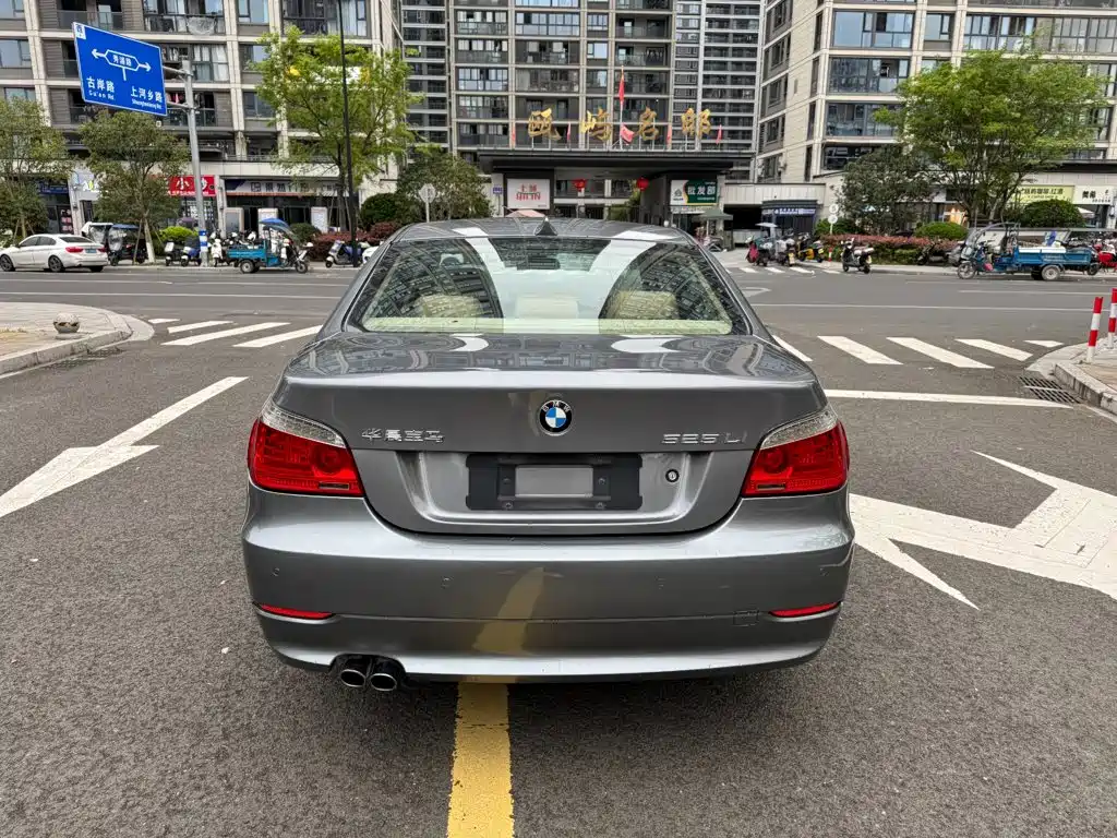 Фото 5 - BMW 5 Series