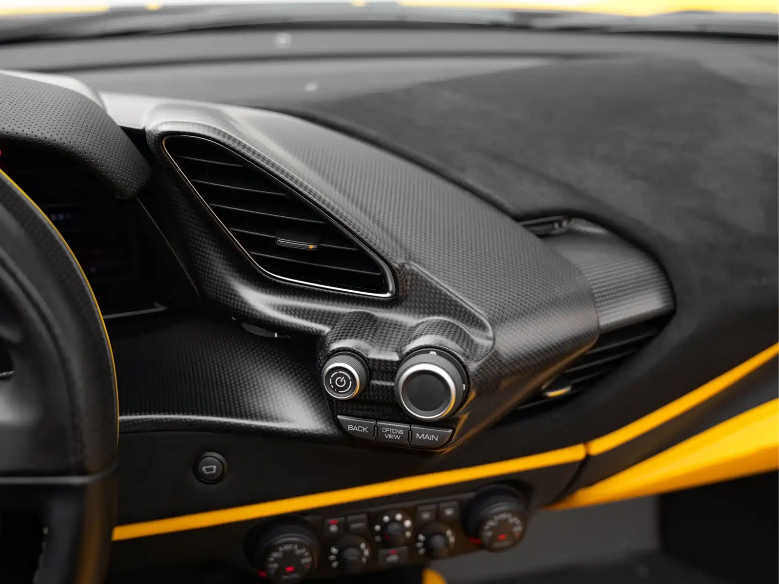 Фото 30 - Ferrari 488