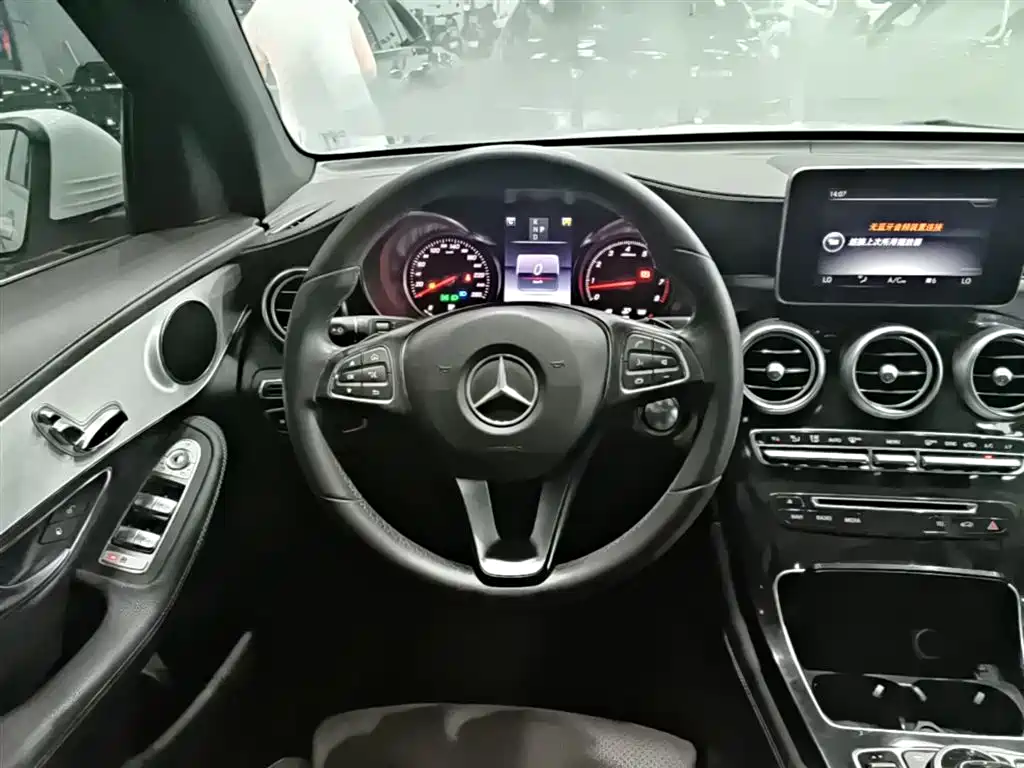 Mercedes-Benz GLC 2016 GLC 200 4MATIC фото 11