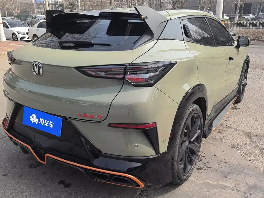CHANGAN UNI T