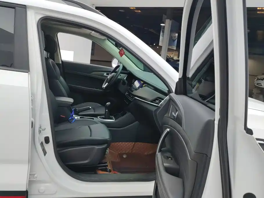 Фото 8 - Changan CS35 PLUS