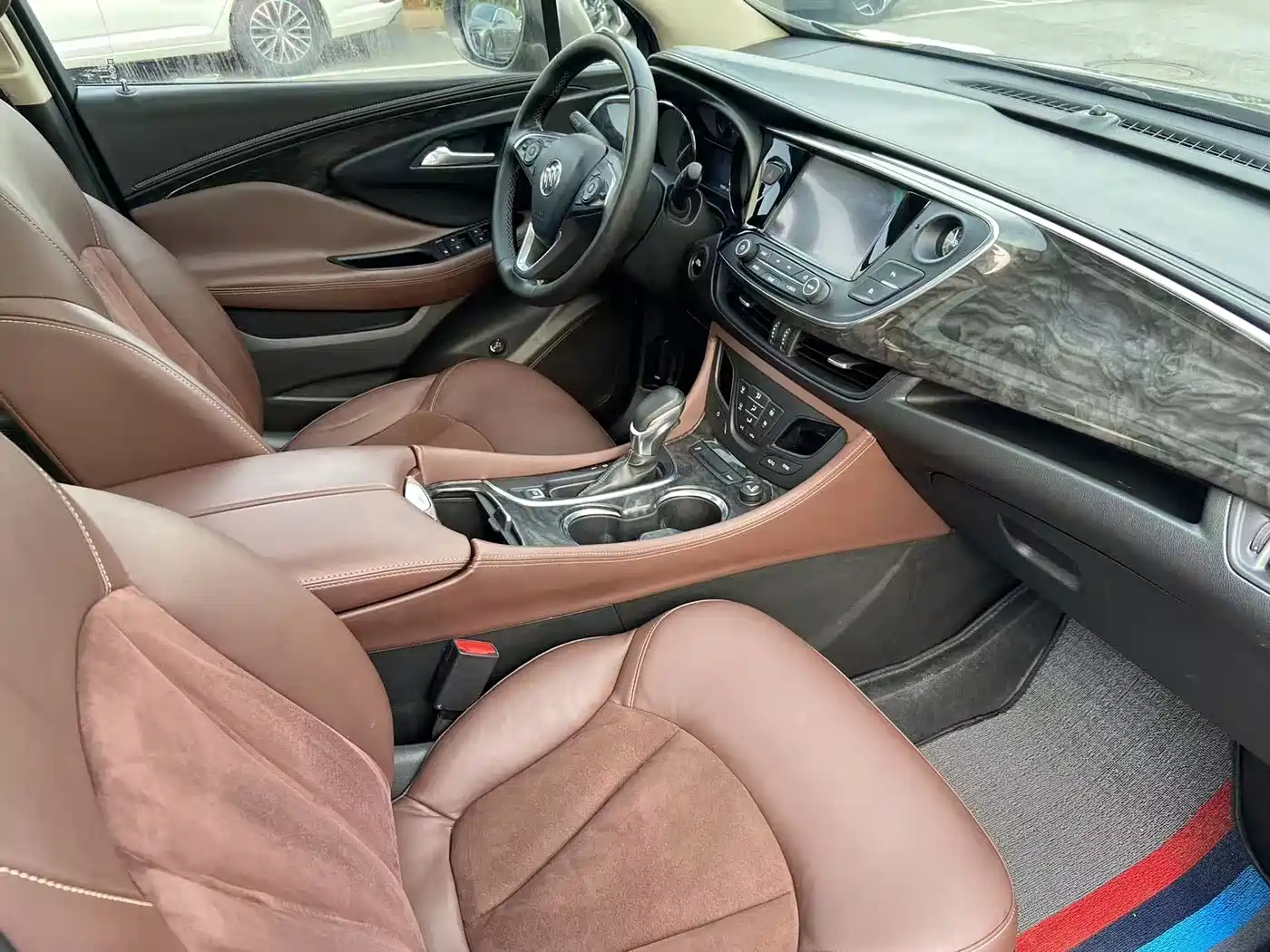 Фото 13 - Buick Envision Plus